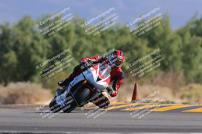 media/Nov-06-2022-SoCal Trackdays (Sun) [[208d2ccc26]]/Turn 7 Set 1 (1050am)/